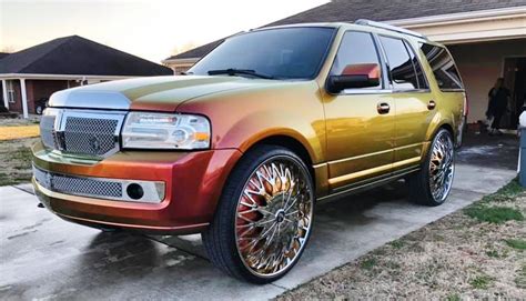 Ace 1 Outrageous 2015 Lincoln Navigator On 30 Dub Zeus Floaters