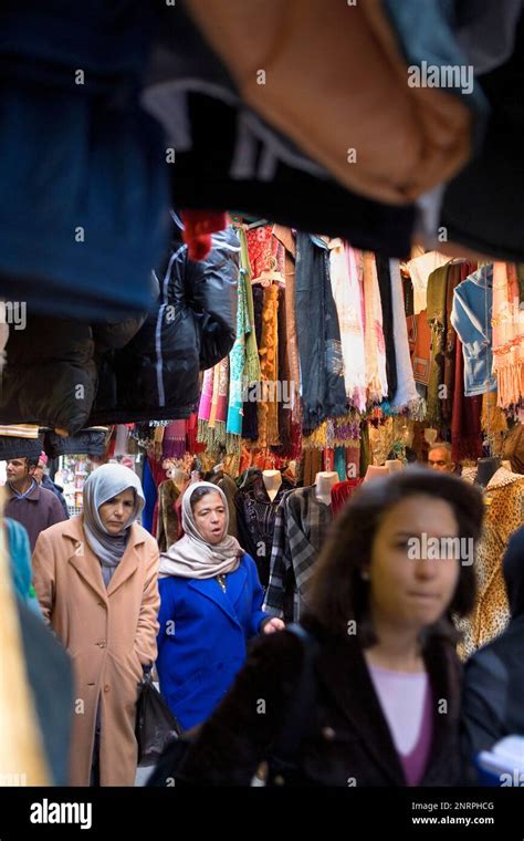 Souks Of Tunis Hi Res Stock Photography And Images Alamy