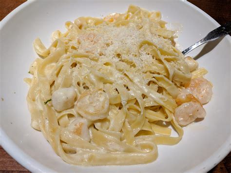 Chicken And Shrimp Carbonara