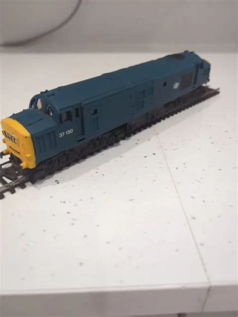 Hornby Oo Gauge Br Class 37 Diesel Locomotive £17 02 Picclick Uk