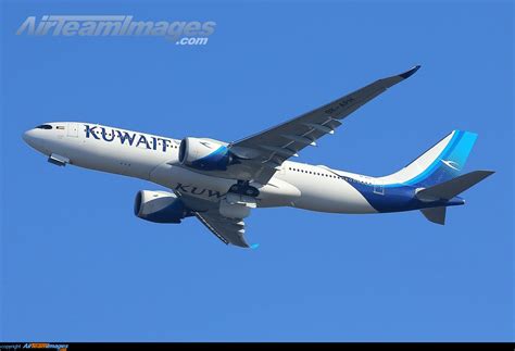 Airbus A Kuwait Airways K Aph Airteamimages