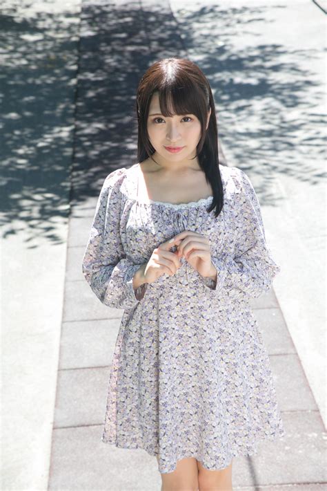 Hot Stuff vol 原ゆりな ピークアブー 原色美少女清純素材