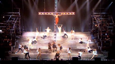 Shameless Pile Of Stuff Movie Review Jesus Christ Superstar Live