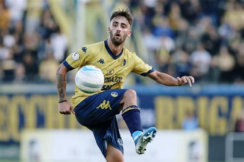 Modena Fc Resto Del Carlino Mignani Deve Recuperare Solo Pezzella