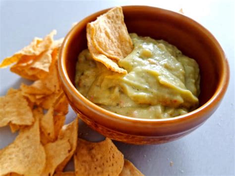 Dip De Aguacate En 5 Minutos