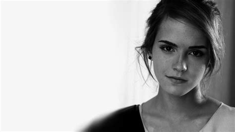 Emma Watson Wallpaper In Harry Potter