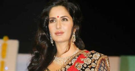 Katrina Kaif In Hot Sarees Dulha Dulhan