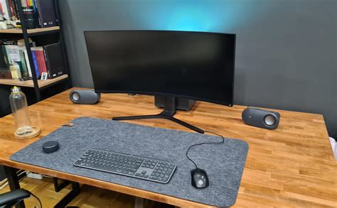 kinda regret  extra deep desk   suggestions