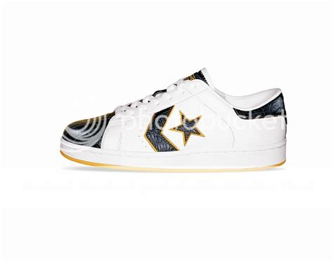 New Dwyane Wade Converse shoes | OregonLive.com