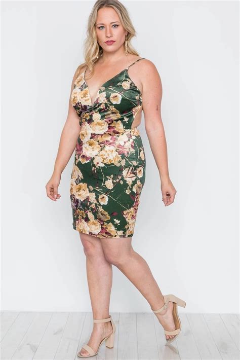 Plus Size Hunter Green Velvet Cami Floral Bodycon Mini Dress