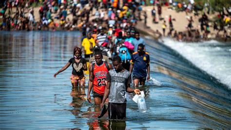 Ten Thousand Migrants Are Camping Under A Bridge Between The Us And Mexico