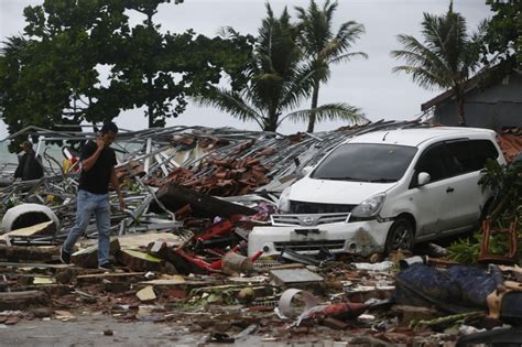 Tsunami deixa mais de 200 mortos e 800 feridos na Indonésia Jovem Pan