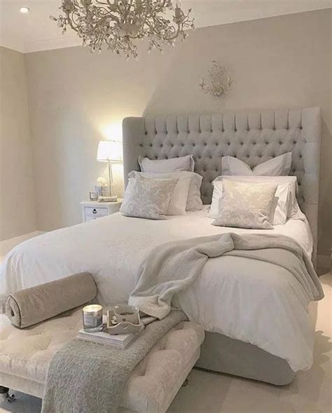 20+30+ Grey N White Bedroom Ideas – HOMYRACKS