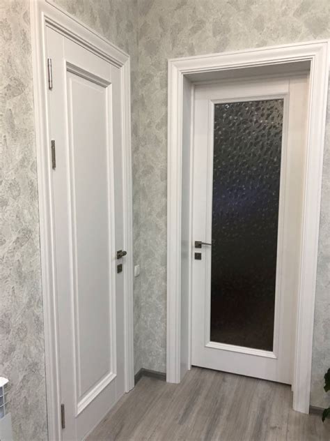 Между комнатные двери