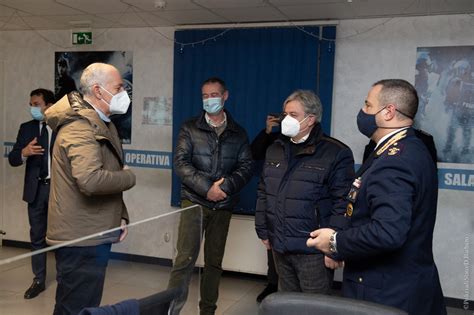 Il Capo Della Polizia Franco Gabrielli In Questura A Roma La Notte Di