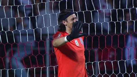 Vídeo Gol do São Paulo Reinaldo chuta de longe e Cássio aceita aos