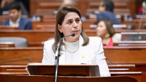 Rosa Gutiérrez Ministra De Salud Se Presentar Para Informar Sobre Acciones Frente Al Dengue