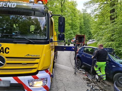 H Unfall Auslaufende Betriebsstoffe Freiwillige Feuerwehr Hohenahr