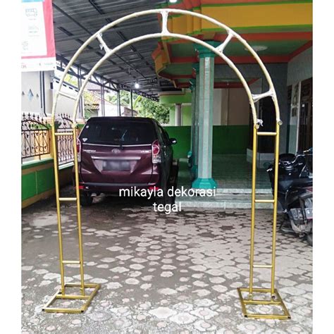 Gapura Pintu Masuk Lazada Indonesia