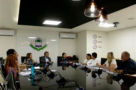 Pró Reitoria de Graduação realiza reunião diretores das Faculdades