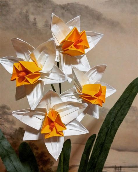 Origami Flower Lily How To Make Easy Paper Flowers Oriental Lily Diy Paper Flowers Lilly Artofit