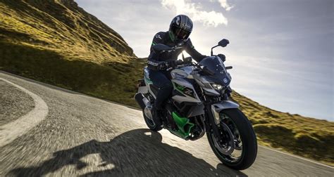 Kawasaki Z Hybrid La Ninja Hybrid En Mode Naked
