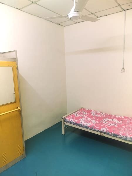 Fully Furnished Commercial Room For Rent At Taman Universiti Skudai Land