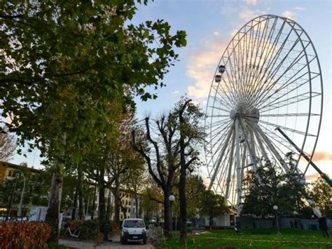 Firenze La Ruota Panoramica Torna Alle Cascine Da Natale A Giugno