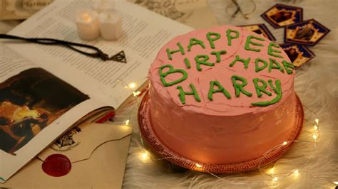 The Birthday Cake Hagrid Gave To Harry Potter 🎂 Youtube