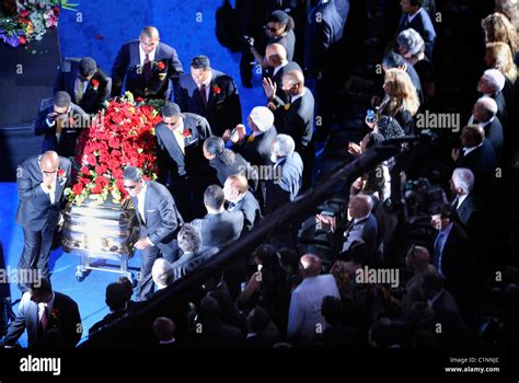 Michael Jackson Funeral Pictures In The Casket