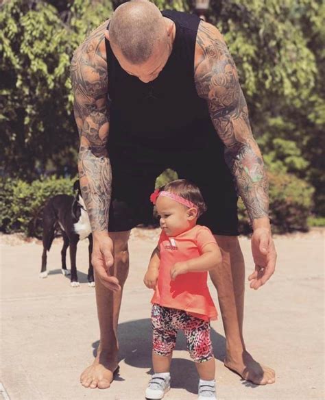 Randy Orton With His Daughter Brooklyn Rose Randy Orton Randy Orton