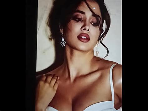 Janhvi Kapoor Randi Escupiendo Enorme Carga De Semen XVIDEOS