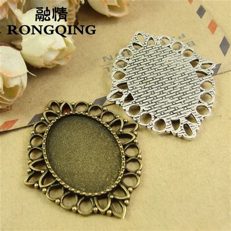 RONGQING 25 18MM 30pcs Lot Crown Retro Tray Necklace DIY Accessories