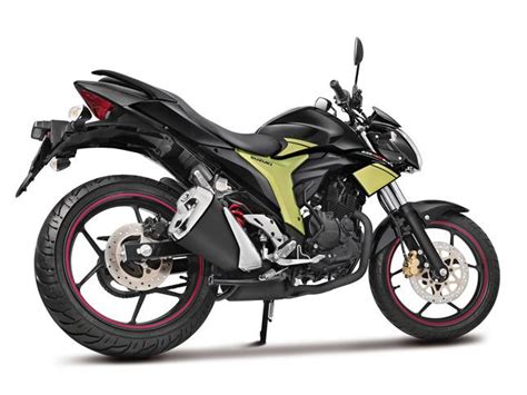 Suzuki Gixxer Double Disc Series Launched In India Maxabout News