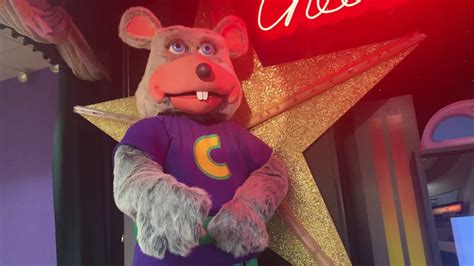 Chuck E Cheeses Placentia Ca Lend A Helping Hand Youtube