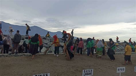 Kota Palu Peringati Hpsn Dengan Aksi Bersih Pantai Madika