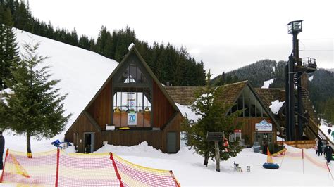 Snow Tubing at The Mt. Hood Ski Bowl - Melissa Kaylene