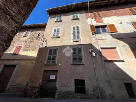 Vendita Terratetto Plurifamiliare In Via Alessandro Manzoni Maggiora