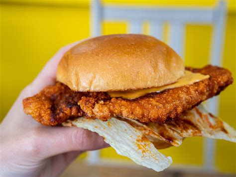 Lucky S Hot Chicken Southwark London The Infatuation
