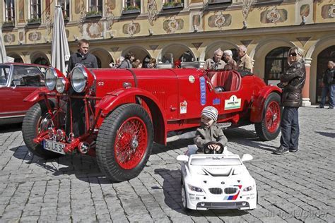 Rallye Oldtimer Rallye In Memmingen Sieben Teilnehmer Auf Reisen