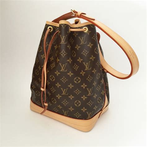 Louis Vuitton Monogram Bucket Bag Gmu