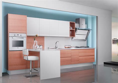 Cocina En Madera Y Puertas De Gavetas En Blanco Brillante Mundo Casabella