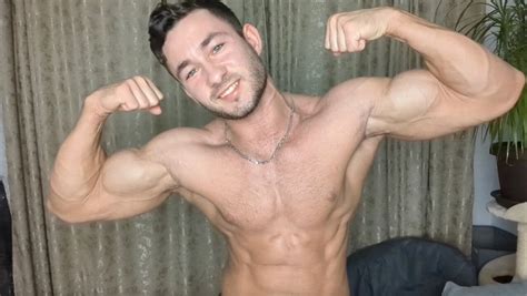 Big Beautiful Biceps Gay Amateur Amateur Porn By Muscles To Worship Xhamster