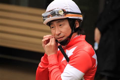 【騎手】横山典弘の「ポツン」「ヤラズ」にも意味がある！それが「ノリマジック」 神競馬マガジン