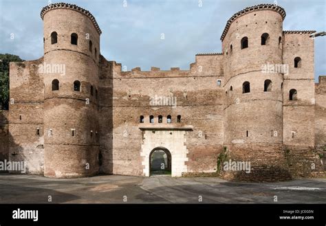 La Porta Asinaria Es Una Puerta En La Muralla Aureliana De Roma Fue