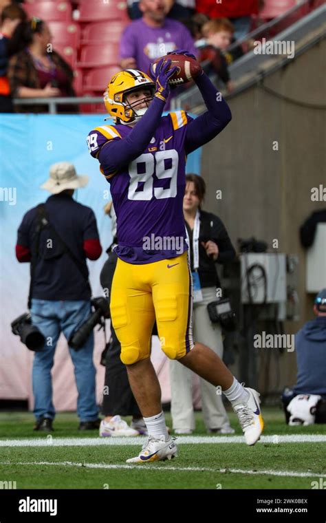 Lsu Tigers Tight End Connor Gilbreath 89 Catches The Ball During Warm