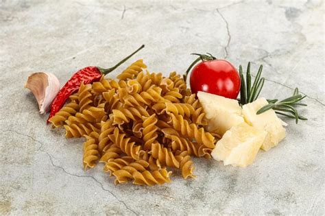 Premium Photo Raw Whole Grain Pasta Fusilli