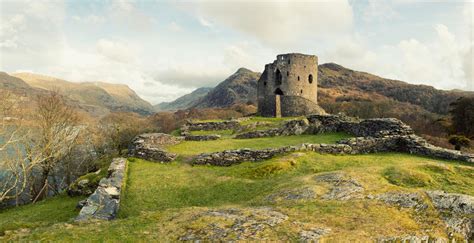 Dolbadarn Castle by Dellboyy on DeviantArt