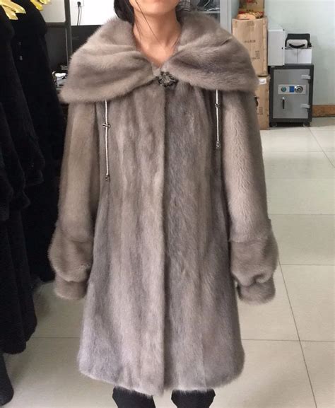 Natural Real Mink Fur Coat Women Jackets Mink Fur Long Coats With Hood In Real Fur From Womens