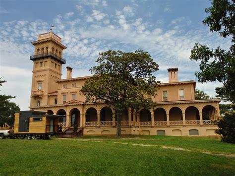 The Picturesque Style: Italianate Architecture: 'Clifton' the Johns ...